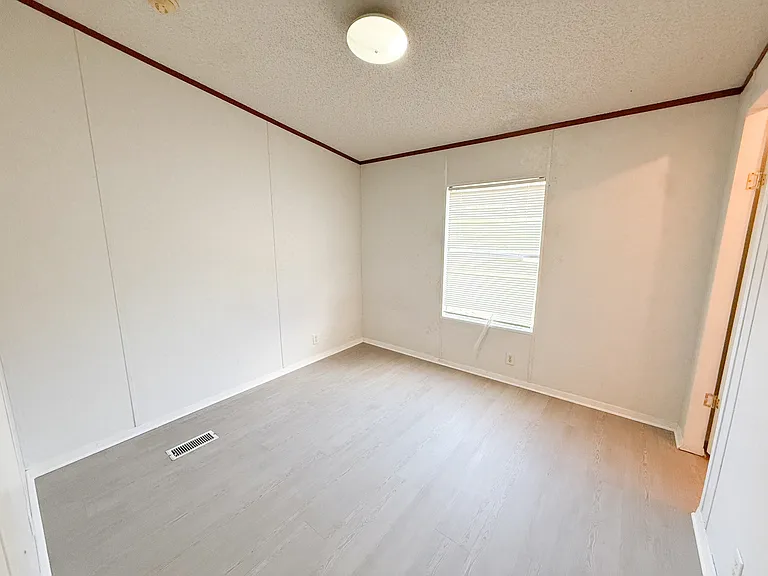 4506 Legend Hts — Photo 22