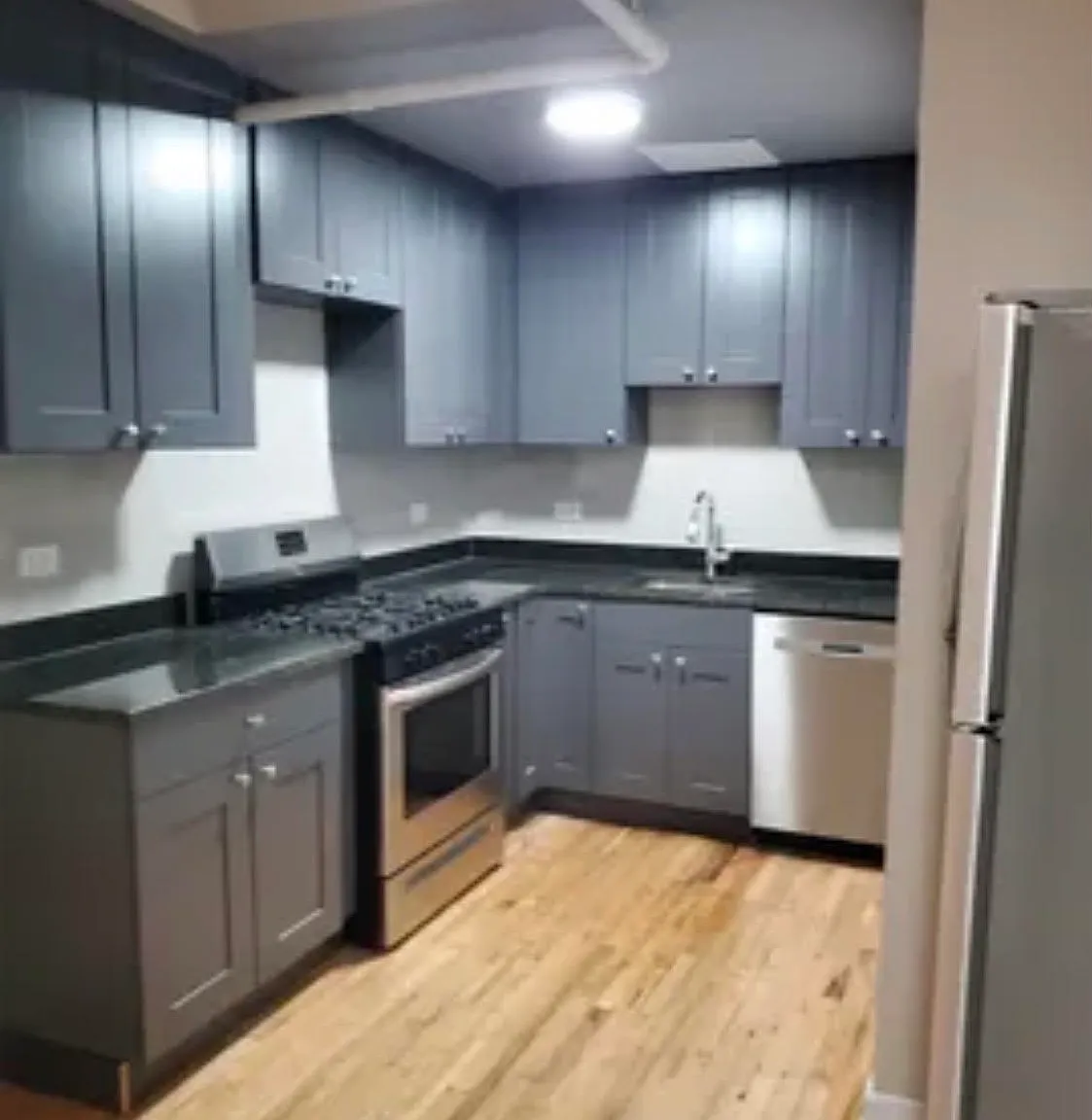 3585 N Milwaukee Ave — Photo 1