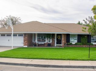 2020 N Gentry, Mesa, AZ 85213