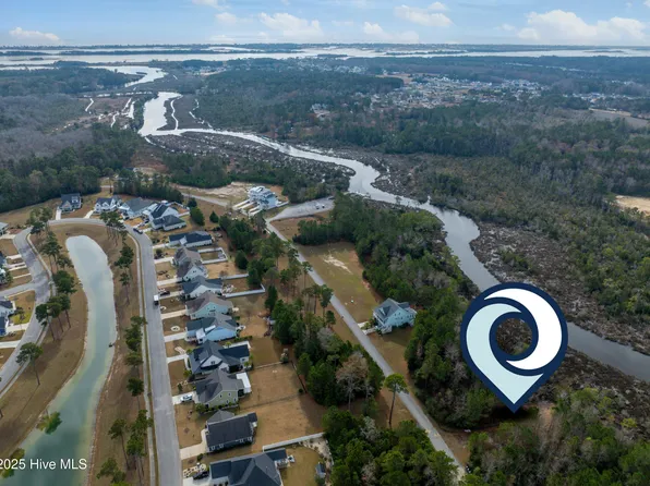 230 Kings Creek Xing #1008, Holly Ridge, NC 28445