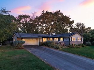 491 Maple Ave, Carpentersville, IL 60110