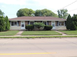 724 9th St, Menasha, WI 54952