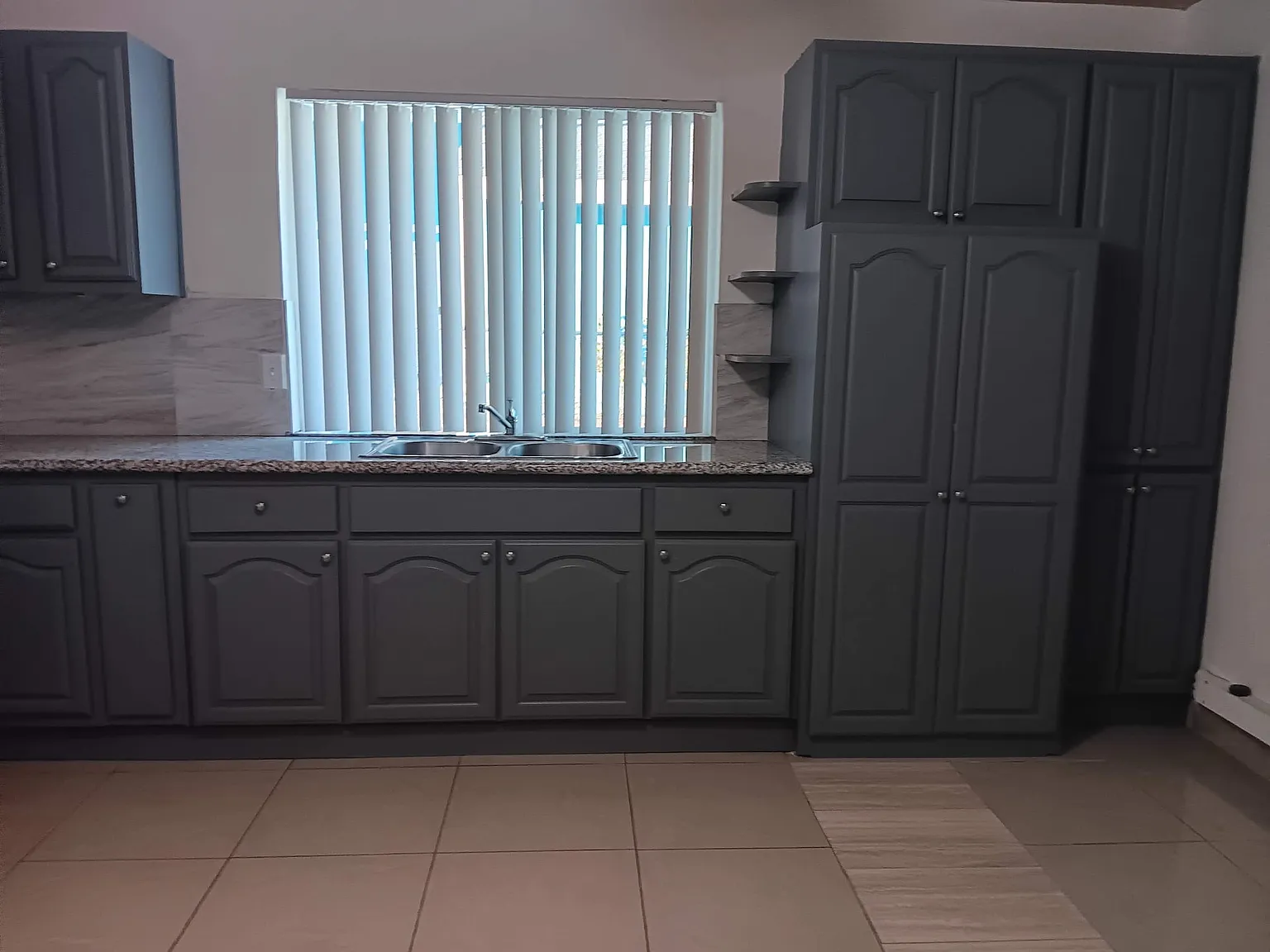2 bed, 1550 sqft, $1,800 — Photo 4