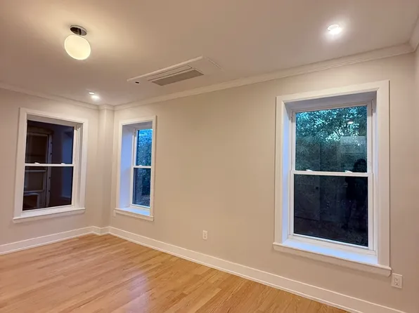 132 East 28th Street image 26 of 35