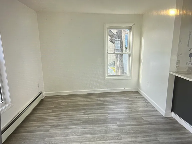 81 Sagamore St #1 — Photo 4