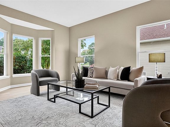3rd image of 29470 W Woodall Dr