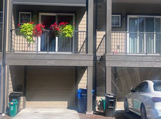 7162 Shinkle Pl SW, Seattle, WA 98106