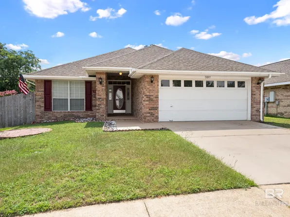 13097 Concord Dr E, Lillian, AL 36549