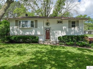 4422 N 91st St, Omaha, NE 68134