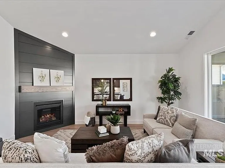 11659 W Triloba Dr — Photo 6