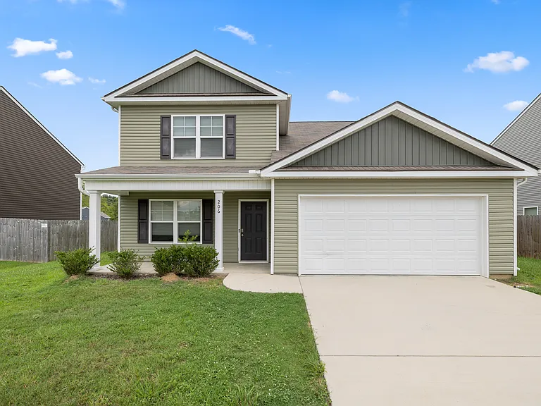206 Venard Way — Photo 1