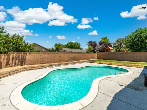 3557 W Avenue J14, Lancaster, CA 93536