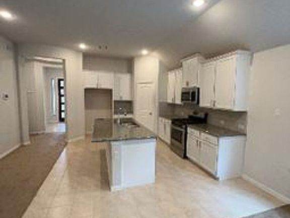 4th image of 170 Solana Point Dr