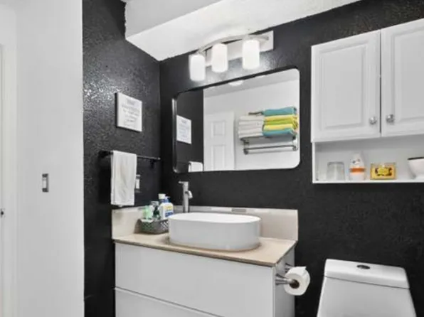 (undisclosed Address), Kent, WA 98030