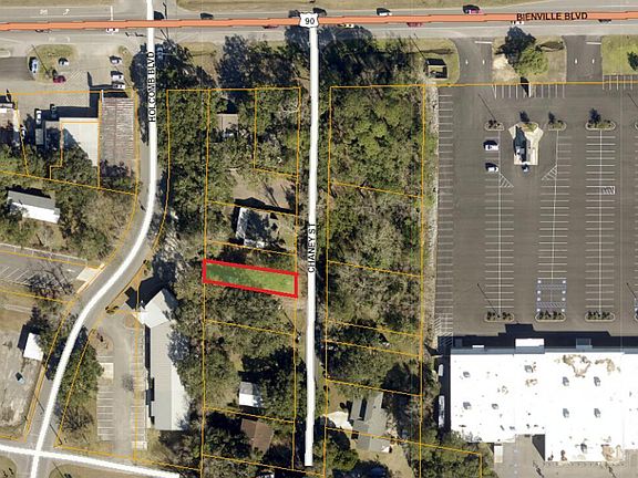 3rd image of Chaney St