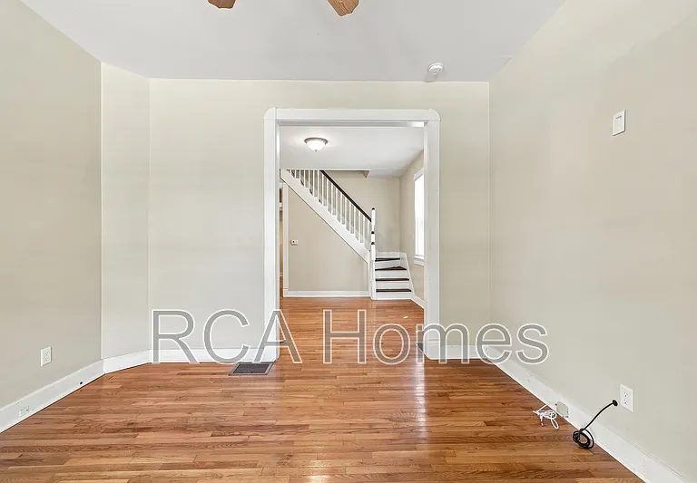 1013 E Morris St — Photo 4