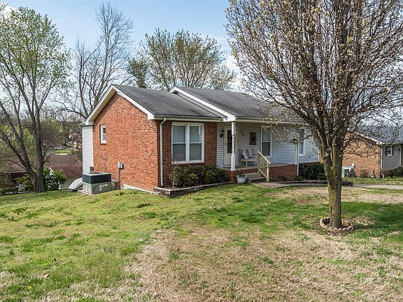 3rd image of 115 Hillwood Dr