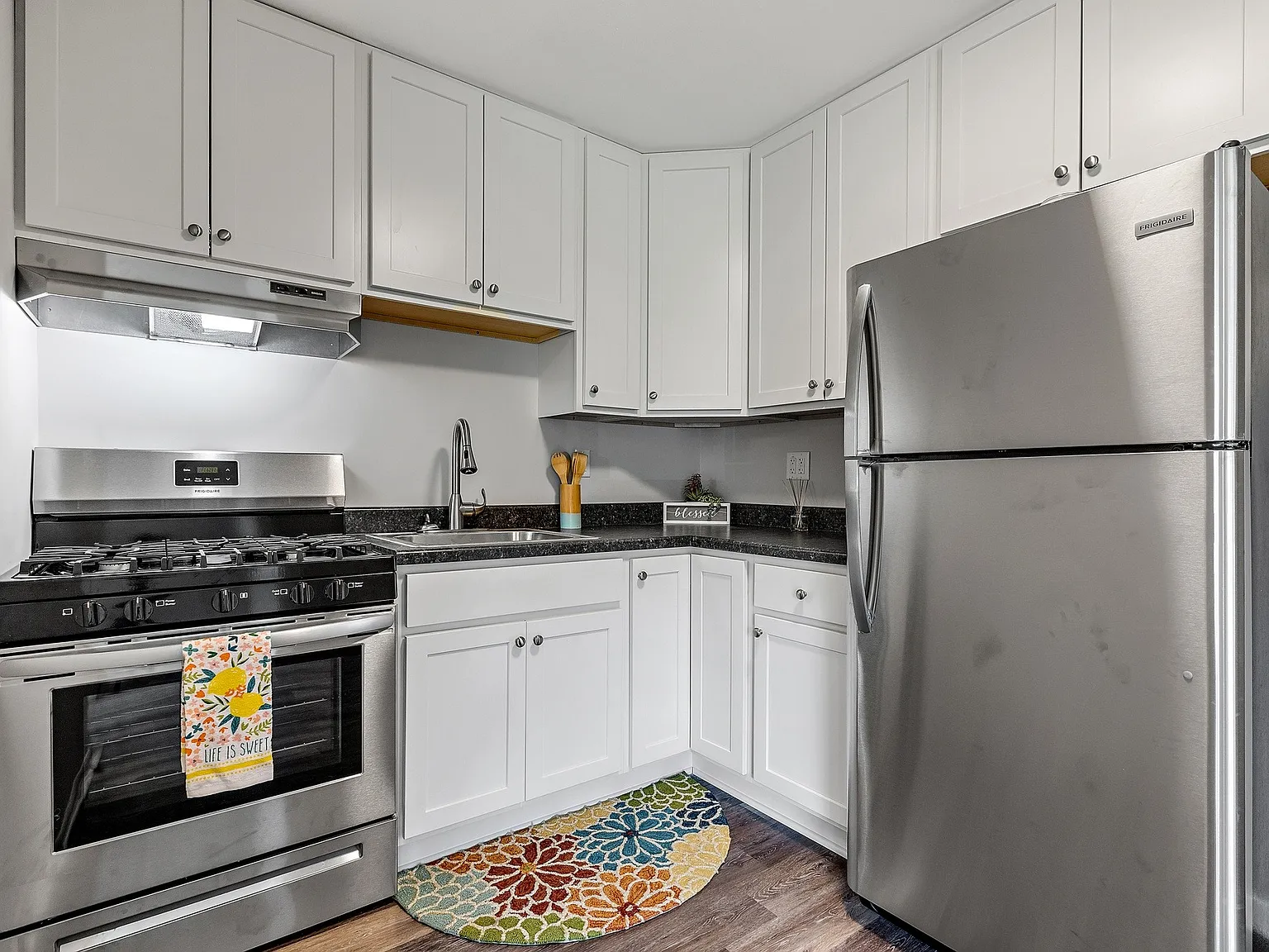 1 bed, 600 sqft, $1,085 — Photo 3