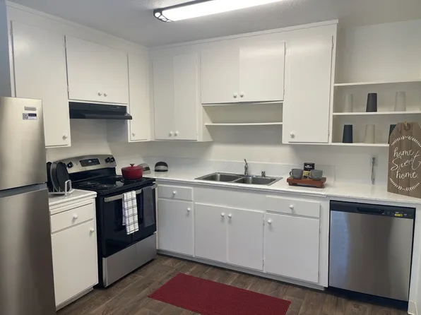680 Sylvan Ave, Mountain View, CA 94041