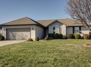 103 Northwood Cir, Willard, MO 65781