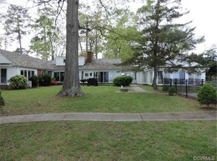 370 Stove Point Rd, Deltaville, VA 23043