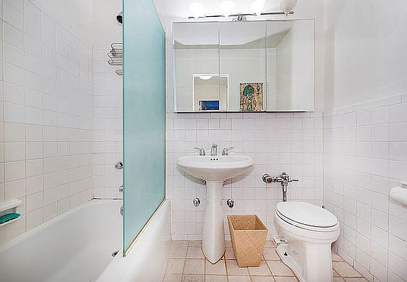 5th image of 155 E 38th St APT 10F