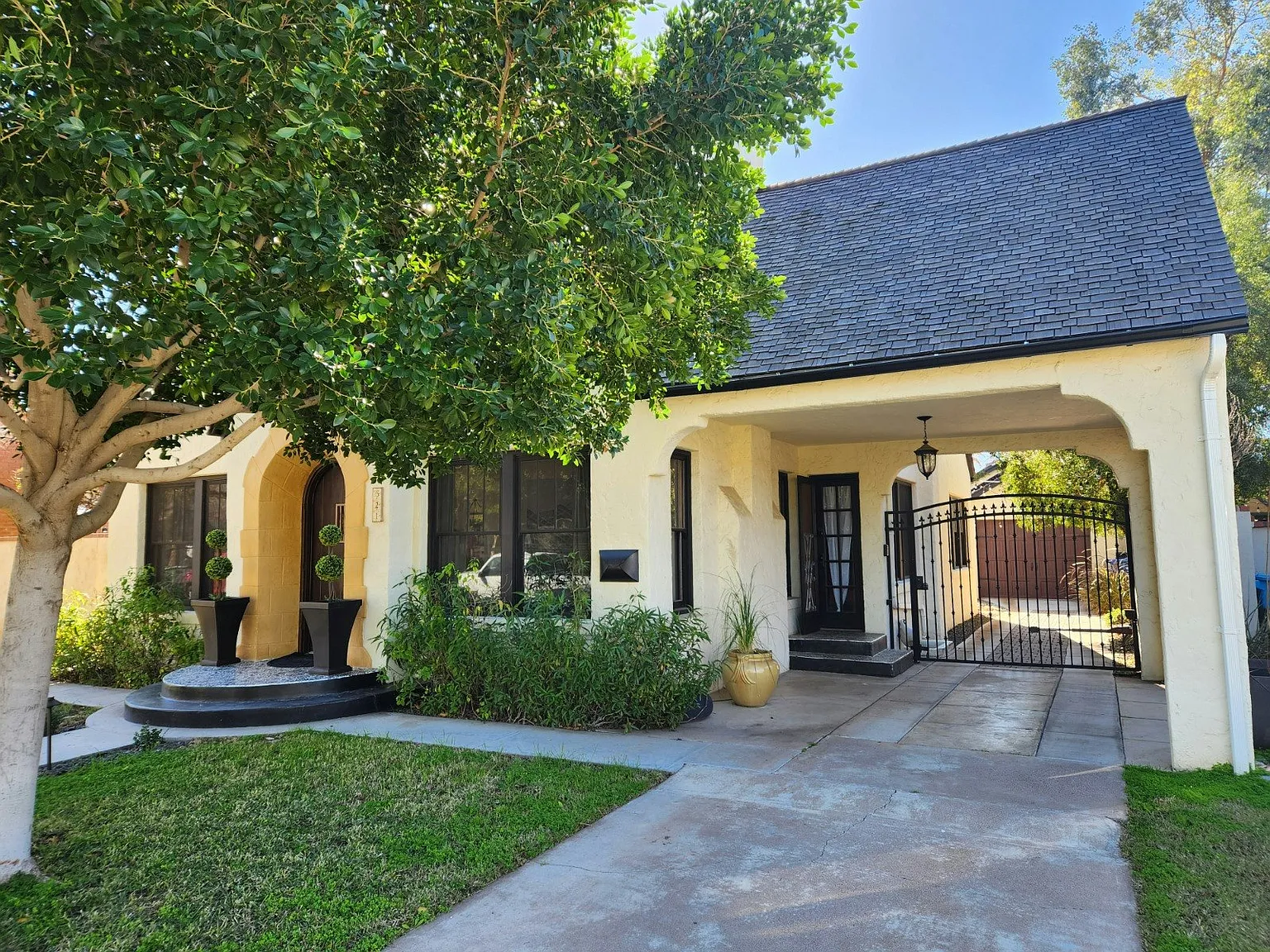 521 W Cypress St — Photo 1