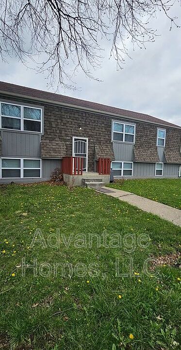 1st image of 744 N 70th St
