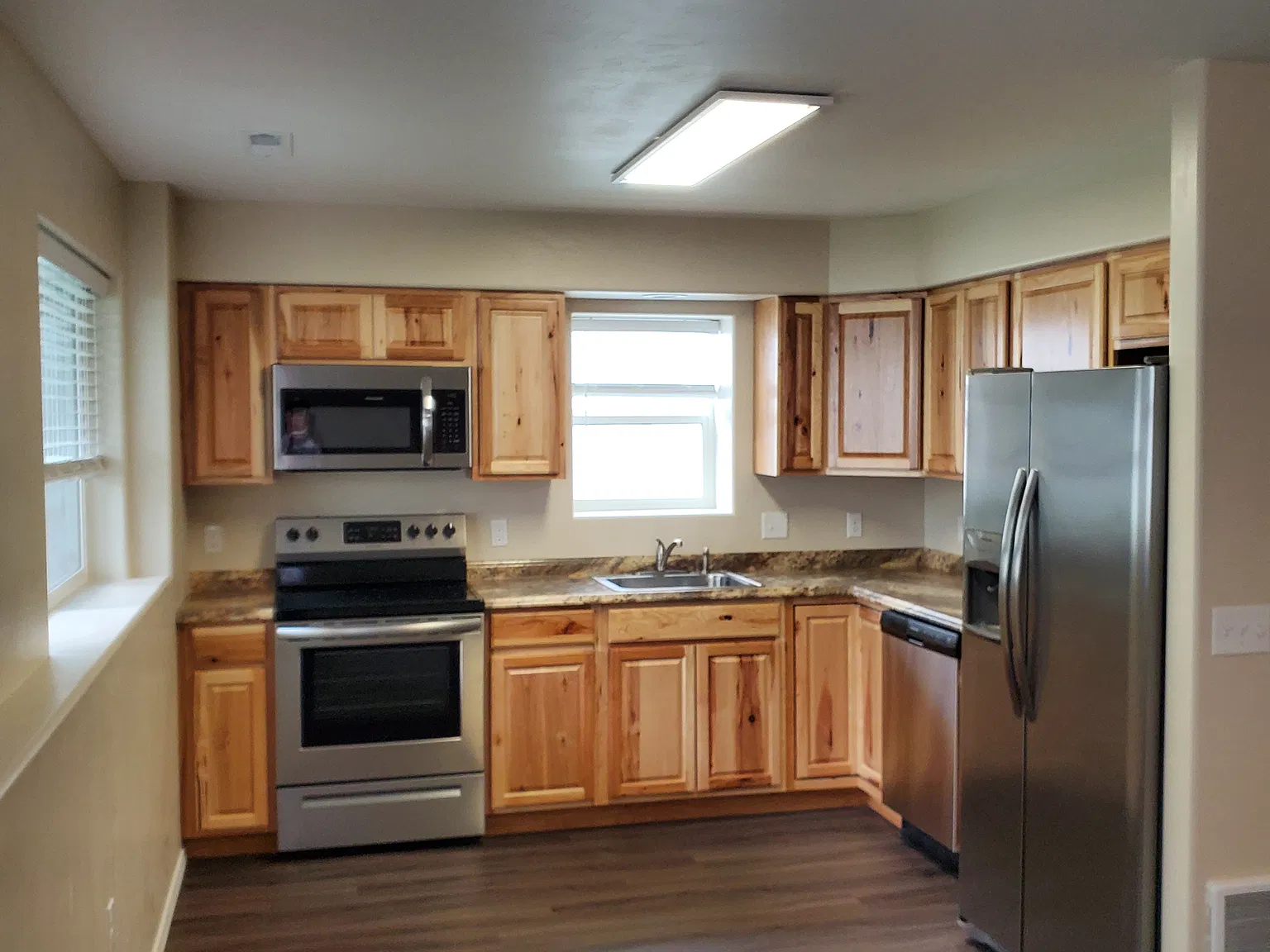 2 bed, 900 sqft, $1,750 — Photo 4