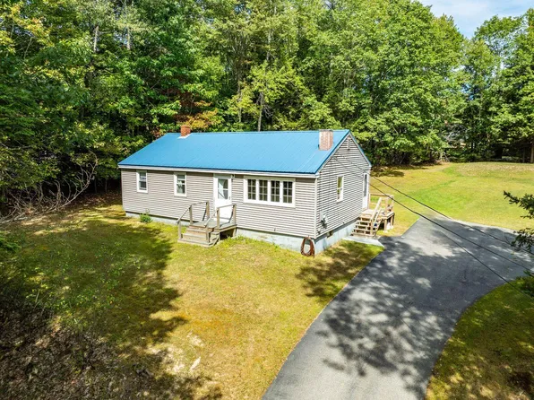 31 Sequoia Drive, Freeport, ME 04032