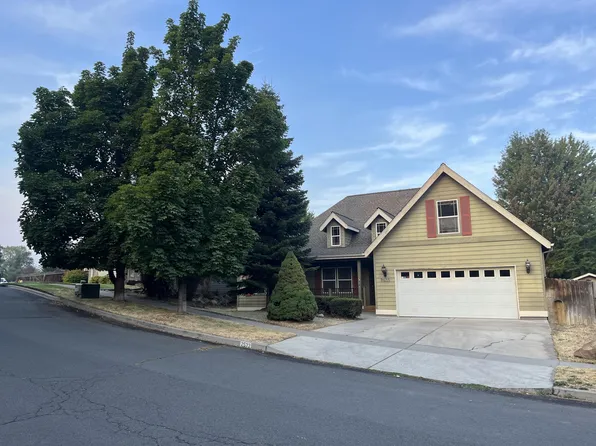 2533 NE Keats Dr, Bend, OR 97701