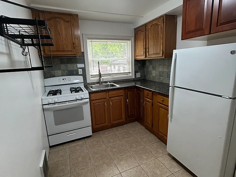 26274 McDonald St — Photo 4