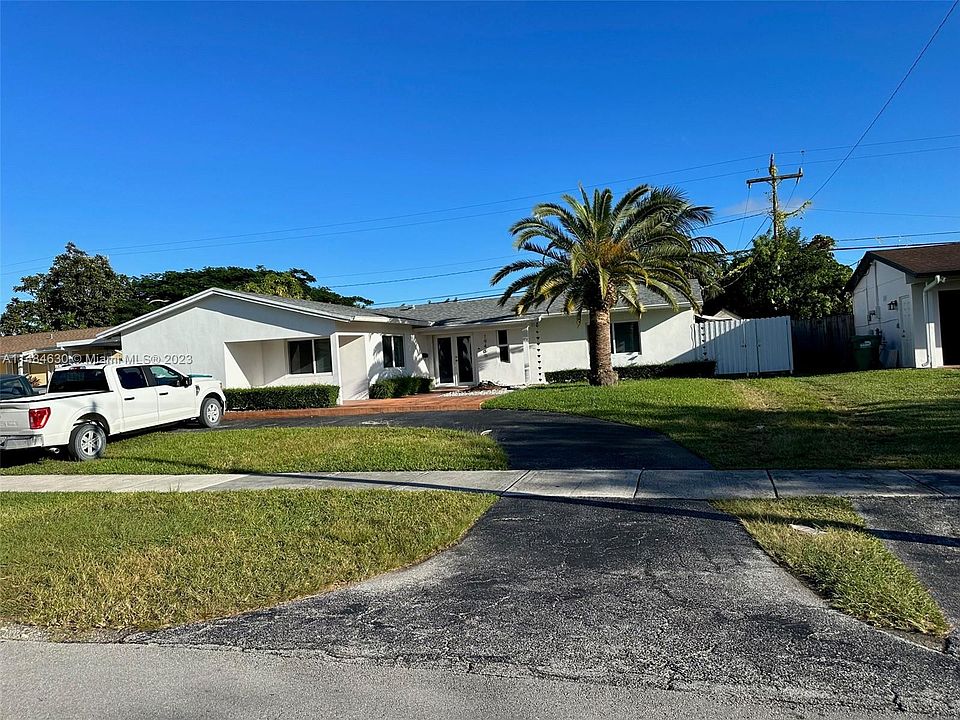 1st image of 19405 Lenaire Dr