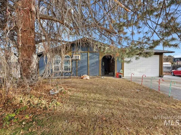 1964 Alta Dr, Twin Falls, ID 83301