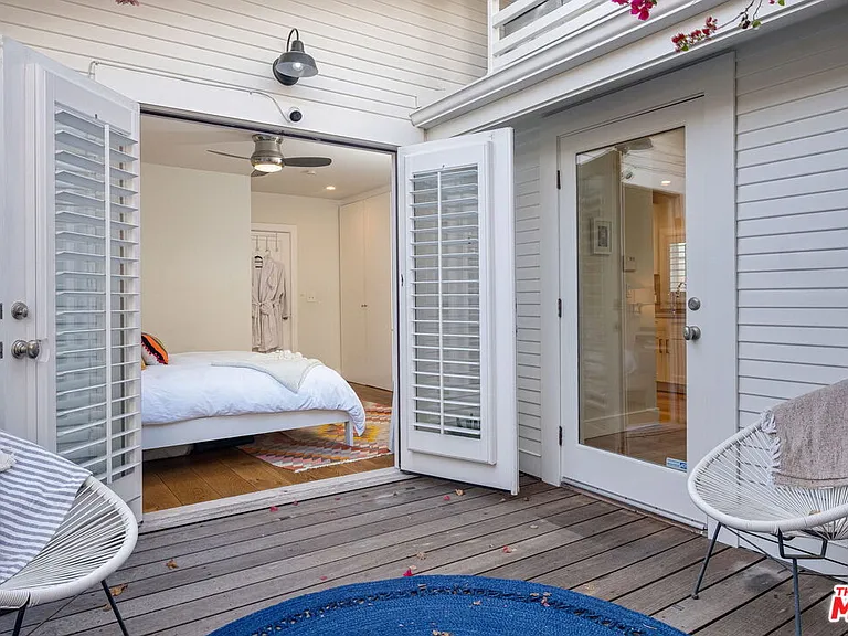 1605 Cabrillo Ave — Photo 25