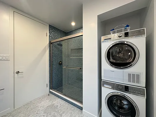 Rented by Keller Williams NYC | media 18