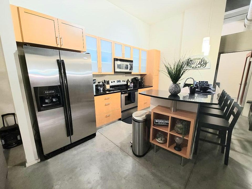 1st image of 1136 Washington Ave Unit 212