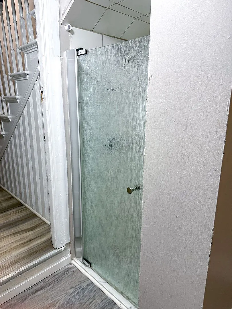 1131 Spruce St — Photo 3