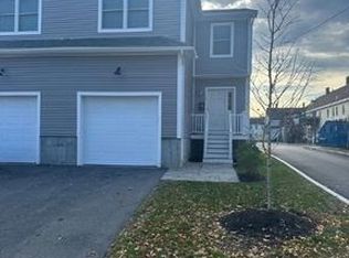 86 Lawrence St #B, Framingham, MA 01702
