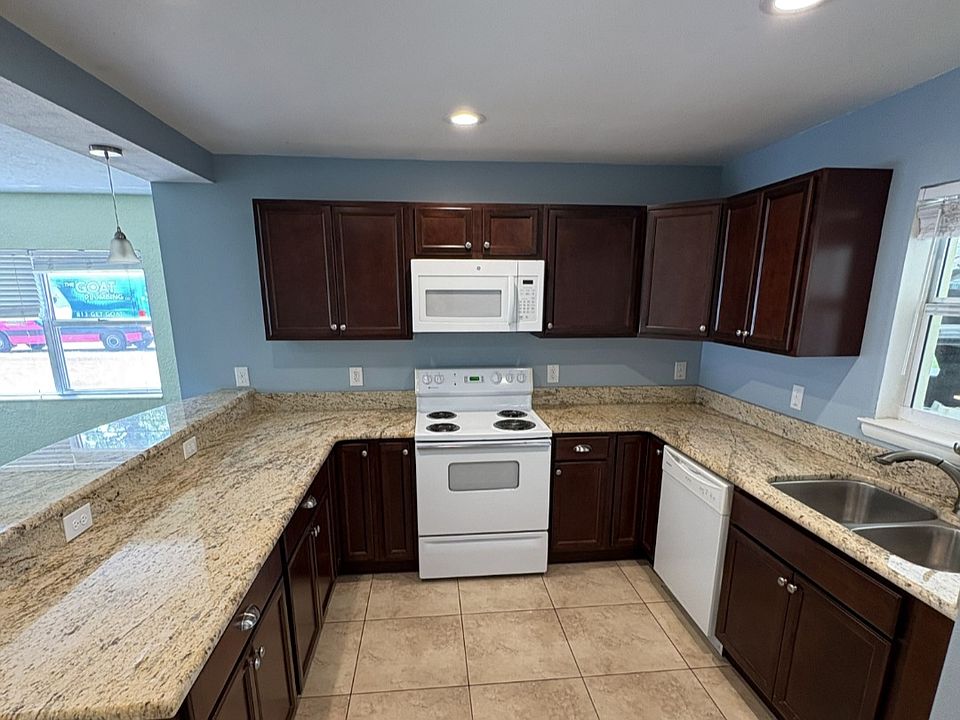 1st image of 3309 W Ballast Point Blvd
