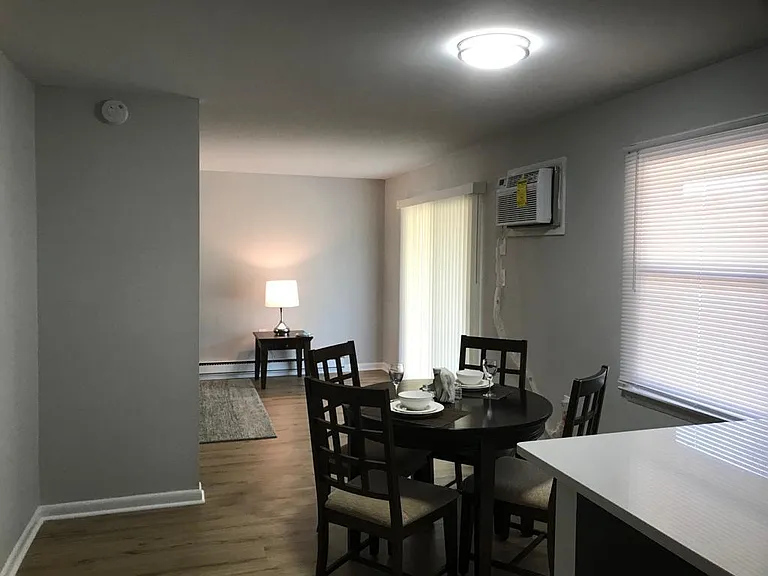 Millville Manor — Photo 14