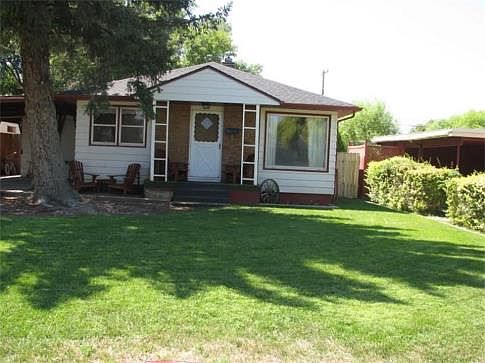 2nd image of 705 8th Ave N