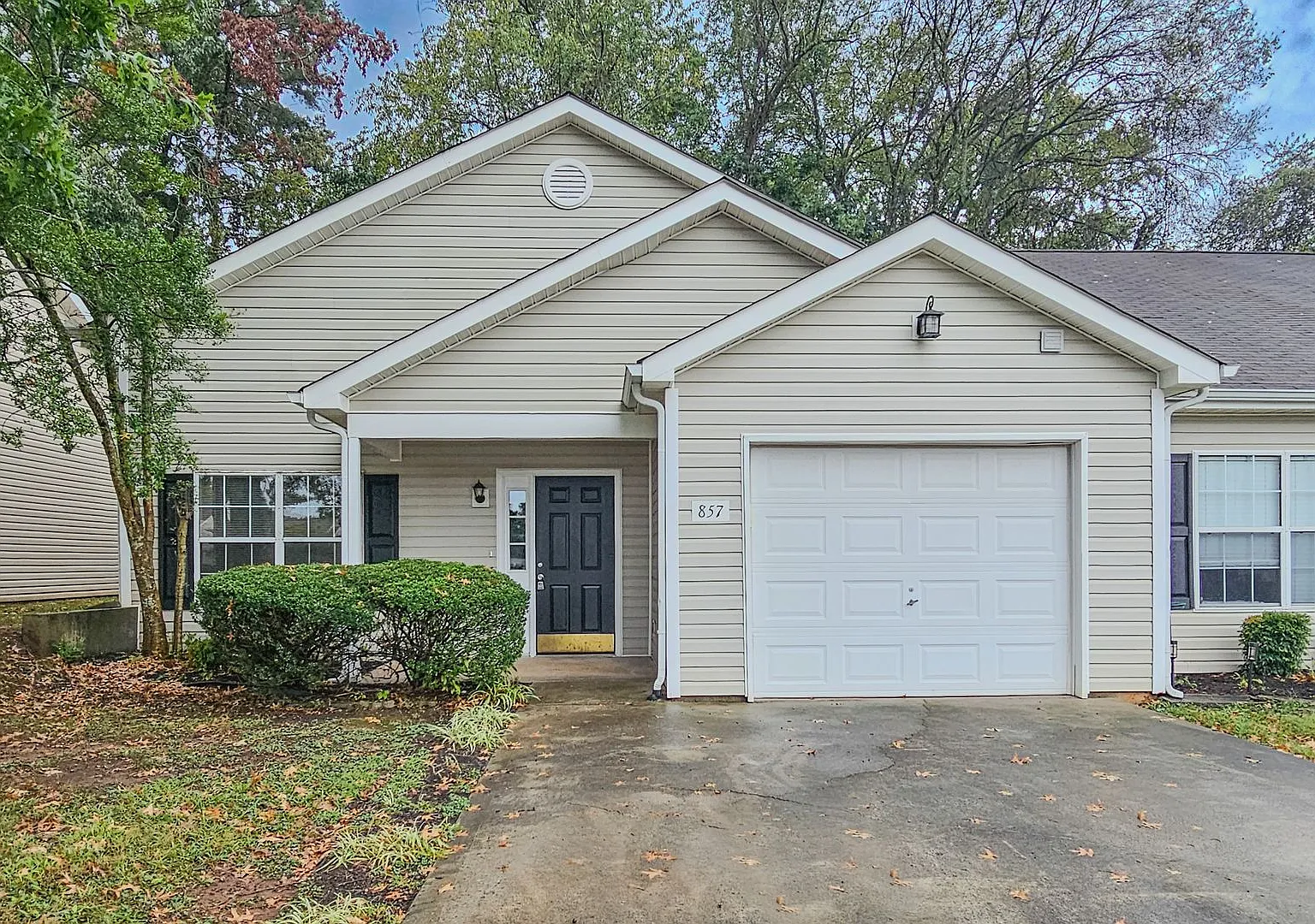 Knoxville 37934 - 3 bed 2. — Photo 1