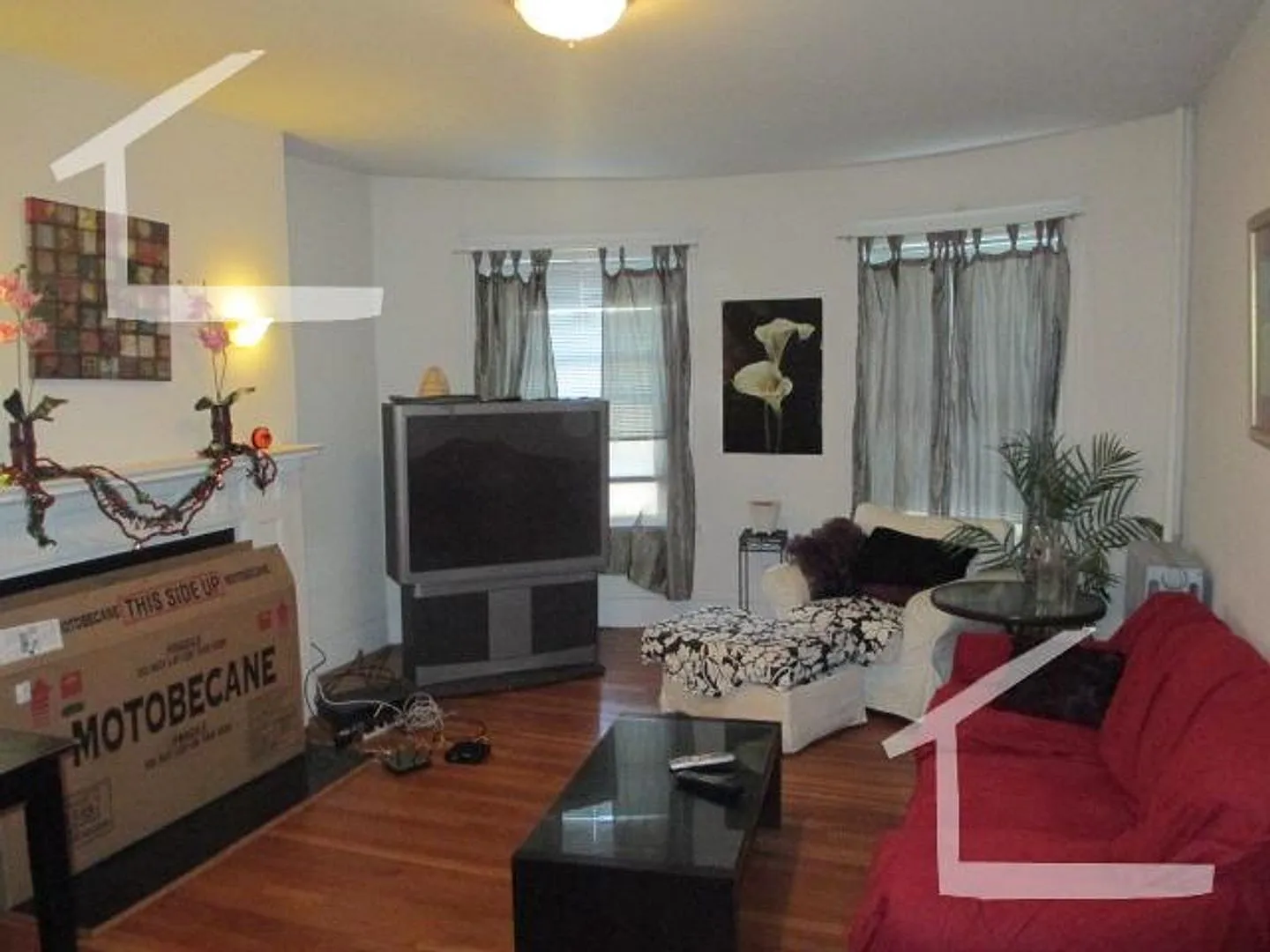 Nice 4 bed in Allston close to BU — Photo 2