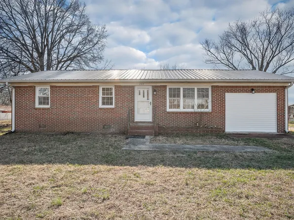 205 Couch St, McMinnville, TN 37110