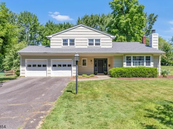 6 Highfield Circle, Mendham Boro, NJ 07945