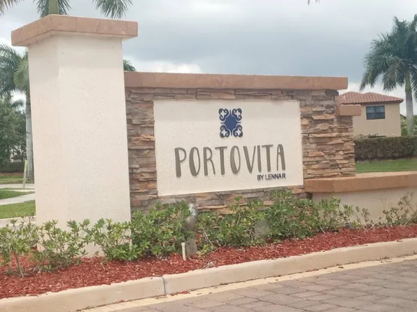 2553 SE 3rd St, Homestead, FL 33033