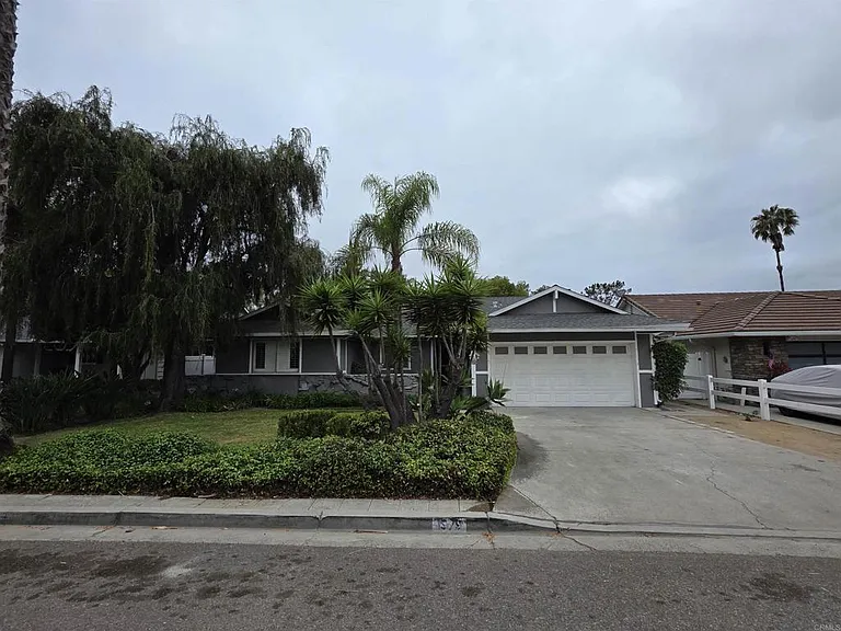 1979 San Pablo Dr — Photo 1