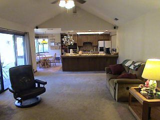 4th image of 137 Southcreek Cir
