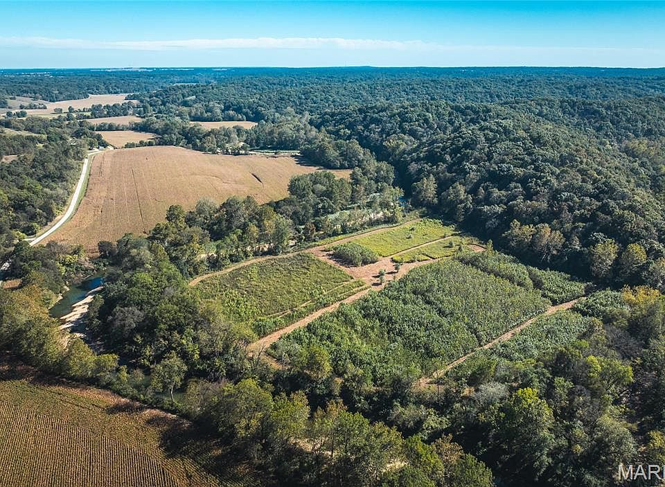 1st image of Hunting Club Rd